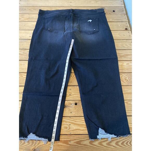 NWT Serra Retreat Distressed Fray Hem Crop Jeans Size 26W Women’s Black - Picture 9 of 10